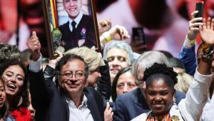 Korábbi gerillaharcosból lett Kolumbia első baloldali elnöke