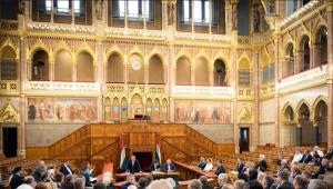 A Fidesz bevezetné az Európai Parlament vagyonnyilatkozati rendszerét