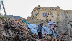 Ezernél is több halottja van az afganisztáni földrengésnek, az ország nemzetközi segítséget kért