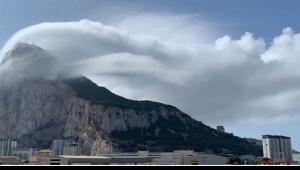 Felhőgyárként viselkedett a Gibraltár-szikla