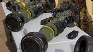 A háború mint üzlet: bemutatjuk a nyugatról Ukrajnába küldött fegyverek gyártóit