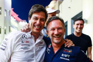 Cáfolják az F1-es csapatok, hogy panaszt emeltek Wolffék ellen